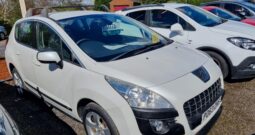 Peugeot 3008 ACTIVE HDI 1560CC DIESEL 2013 IN WHITE