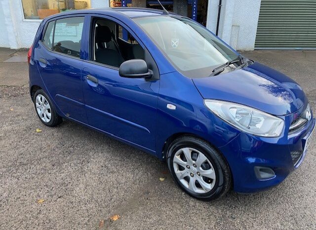 2012 HYUNDAI i10 PETROL 1.2 5 DOOR HATCH IN BLUE ROAD TAX £20.00