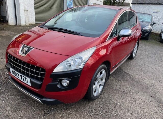 PEUGEOT 3008 STYLE HDI 5 DOOR MPV IN RED.