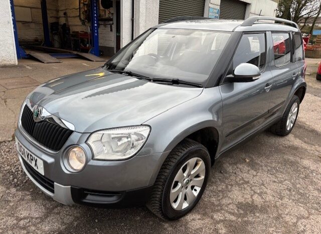 2011 SKODA YETI 1.2 PETROL TSI 105 S ESTATE IN SILVER.