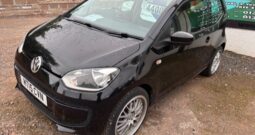 2015 VW UP MOVE 1.0 PETROL 3 DOOR HATCH IN BLACK.