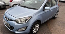 2012 HYUNDIA i20 1.2 PETROL 5 DOOR HATCH IN BLUE £35 ROAD TAX
