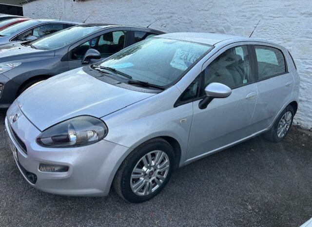2013 FIAT PUNTO EASY 1.2 PETROL 5 DOOR HATCH IN SILVER.