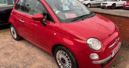 2014 FIAT 500 LOUNGE 1.2 PETROL 3 DOOR HATCH IN RED.
