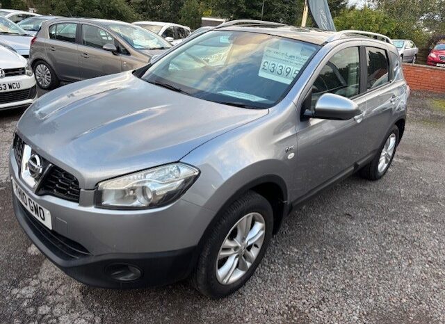 2010 NISSAN QASHQAI N-TEC 5 DOOR HATCH 1.6 PETROL IN GREY.