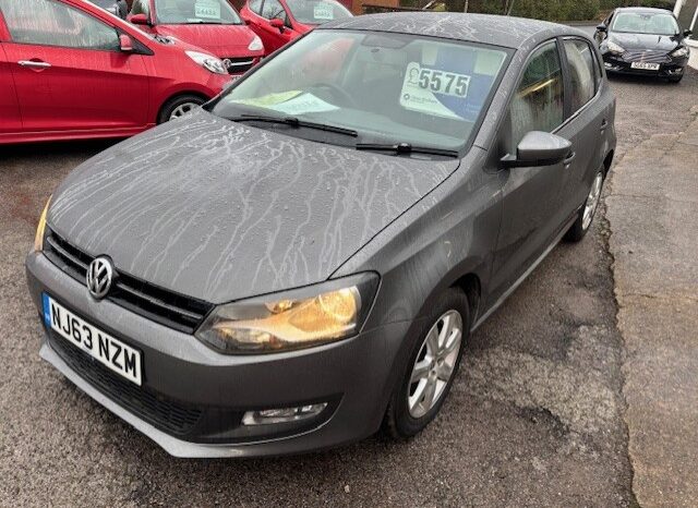 2013 VW POLO 5 DOOR HATCH 1.2 PETROL IN GREY.
