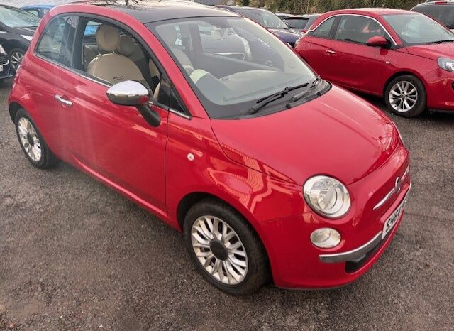 
								2014 FIAT 500 LOUNGE 3 DOOR 1.2 PETROL IN RED. £35 ROAD TAX. full									