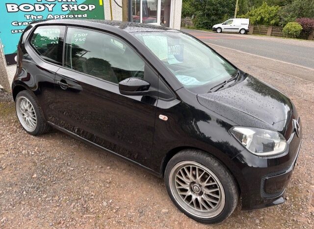 
								2015 VW UP MOVE 1.0 PETROL 3 DOOR HATCH IN BLACK full									