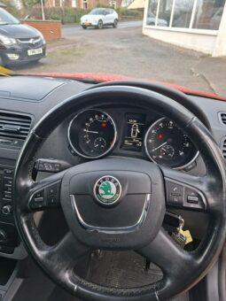 
										2012 SKODA YETI 2.0 TDI ELEGANCE 5 DOOR HATCH IN RED full									