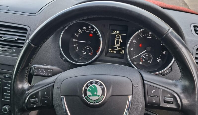 
								2012 SKODA YETI 2.0 TDI ELEGANCE 5 DOOR HATCH IN RED full									