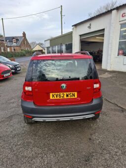 
										2012 SKODA YETI 2.0 TDI ELEGANCE 5 DOOR HATCH IN RED full									
