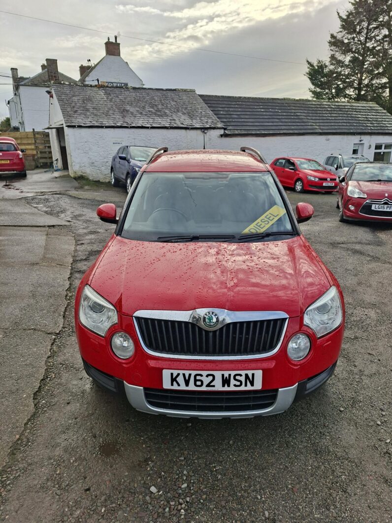 
								2012 SKODA YETI 2.0 TDI ELEGANCE 5 DOOR HATCH IN RED full									