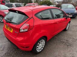 
										2015 FORD FIESTA STYLE 1.2 PETROL 3 DOOR HATCH IN RED full									