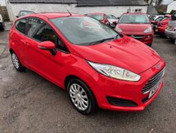 
										2015 FORD FIESTA STYLE 1.2 PETROL 3 DOOR HATCH IN RED full									