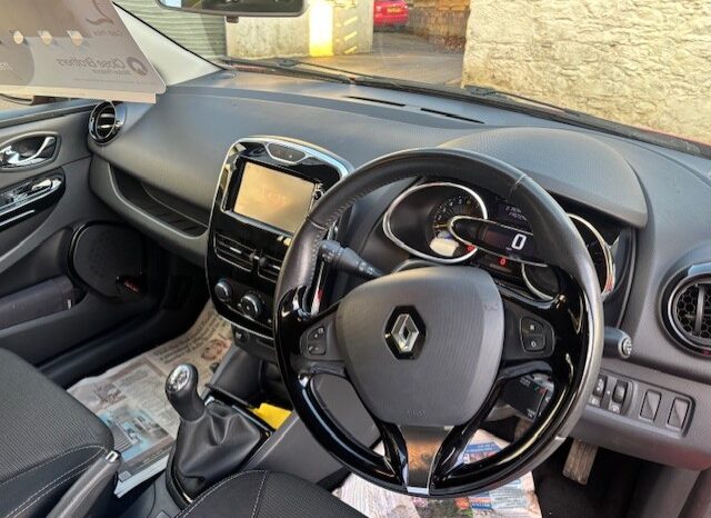 
								2013 RENAULT CLIO DYNAMIQUE 1.2 PETROL 5 DOOR HATCH IN RED full									