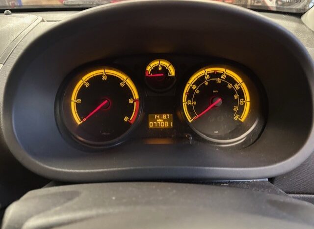 
								2010 VAUXHALL CORSA ENERGY CDTI EFLEX 5 DOOR HATCH IN RED full									