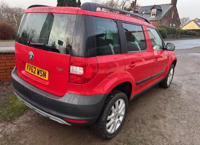 
								2012 SKODA YETI 2.0 TDI ELEGANCE 5 DOOR HATCH IN RED full									