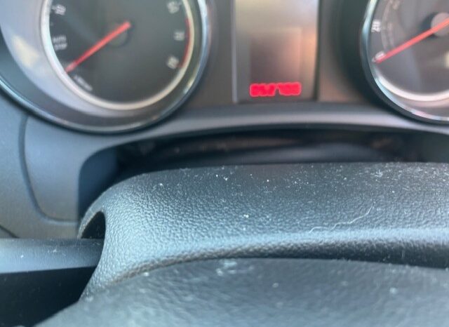 
								Vauxhall Mokka SE Turbo 1.4 Petrol – White full									