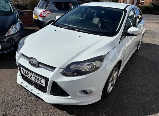 
								2012 Ford Focus Zetec S 1.0 EcoBoost 125 – White full									