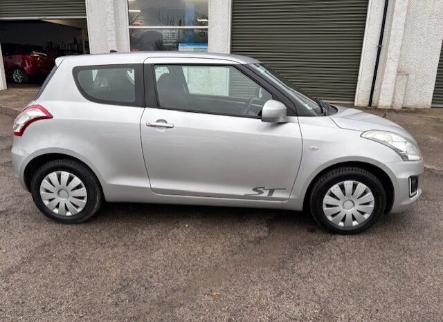 
								2015 Suzuki Swift SZ2 1.2 – Silver full									