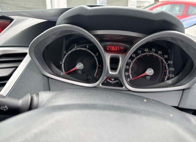 
								2011 FORD FIESTA ZETEC 5 DOOR HATCH IN BLACK full									
