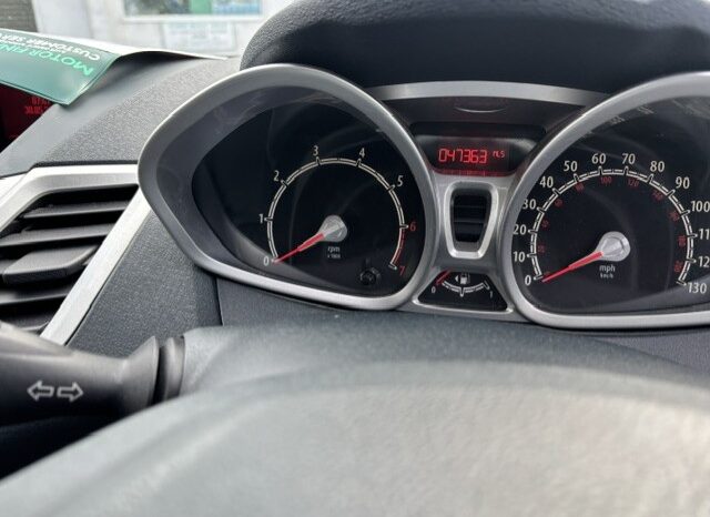 
								2011 FORD FIESTA ZETEC 5 DOOR HATCH IN SILVER. full									