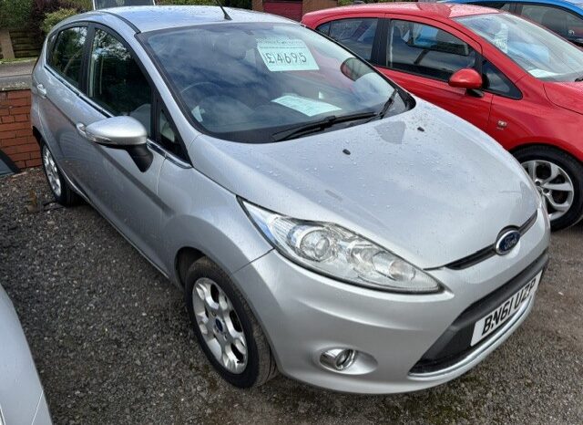 
								2011 FORD FIESTA ZETEC 5 DOOR HATCH IN SILVER. full									