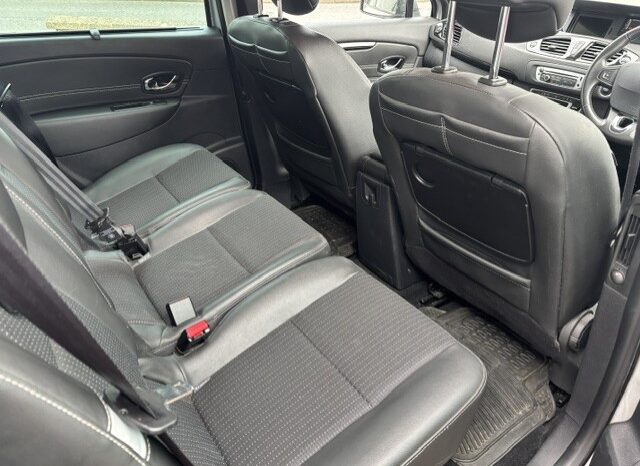 
								2014 RENAULT SCENIC DCI 5 DOOR HATCH IN SILVER £20 ROAD TAX full									