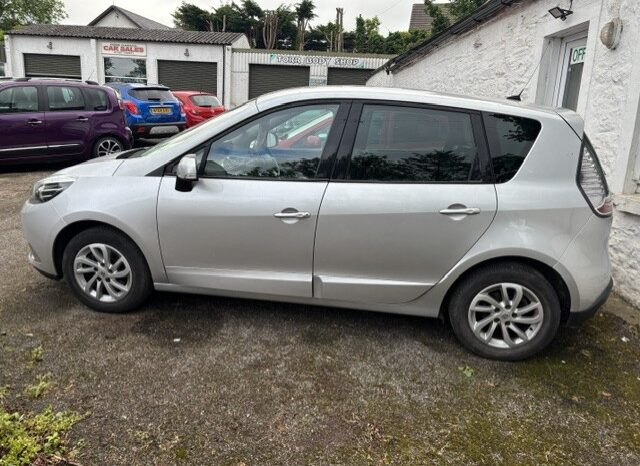 
								2014 RENAULT SCENIC DCI 5 DOOR HATCH IN SILVER £20 ROAD TAX full									