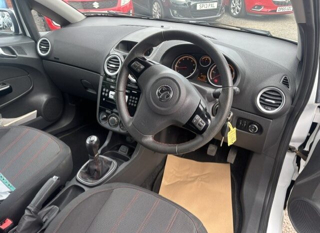 
								2014 VAUXHALL CORSA SXI VVT 1.2 PETROL 3 DOOR HATCH IN WHITE. full									