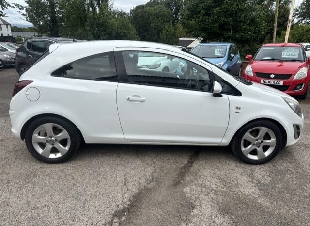 
								2014 VAUXHALL CORSA SXI VVT 1.2 PETROL 3 DOOR HATCH IN WHITE. full									