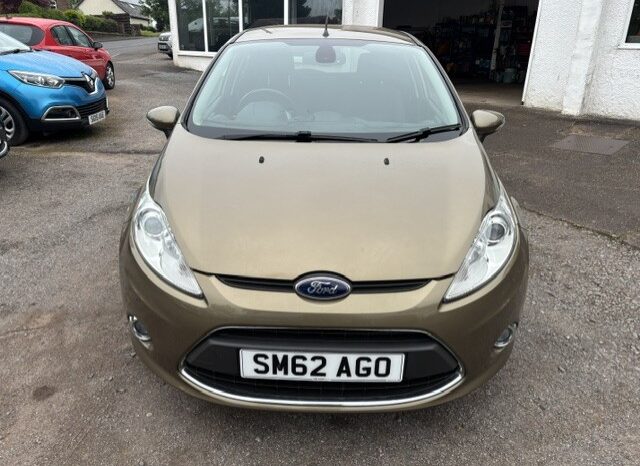 
								2012 FORD FIESTA 1.4 TDCI 70 ZETEC 5 DOOR HATCH IN BROWN, ROAD TAX £20 full									