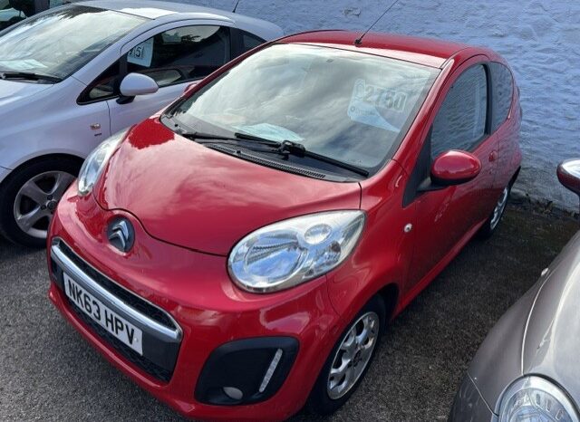 
								2013 CITROEN C1 VTR+ 1.0 PETROL 3 DOOR HATCH IN RED ROAD TAX £20 full									