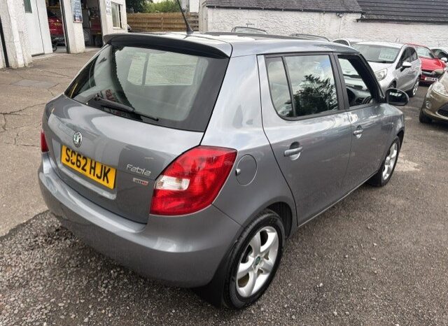 
								2013 FABIA SE 12V 1.2 PETROL 5 DOOR HATCH IN BLUE. full									