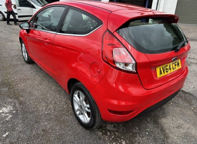 
								2014 FORD FIESTA ZETEC 3 DOOR HATCH IN RED ROAD TAX £35 full									