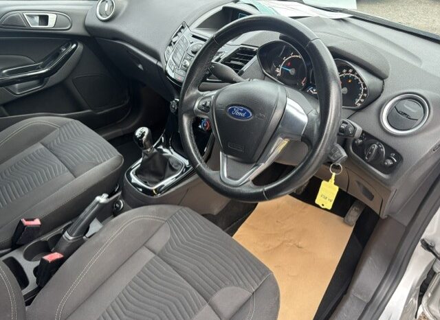 
								Ford Fiesta 1.25 82 zetec 5DR full									