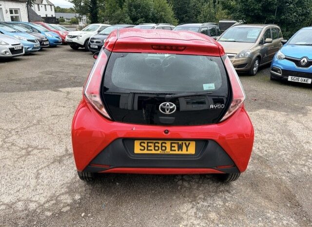 
								2017 TOYOTA AYGO X VVT-I 5 DOOR IN RED. full									