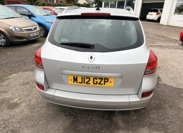 
								2012 RENAULT CLIO DYAMIQUE TOMTOM ESTAT 5 DOOR IN SILVER. full									