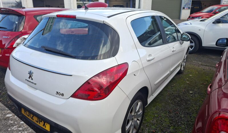 
								PEUGEOT 308 1.4 VTi 98 Active 5dr full									