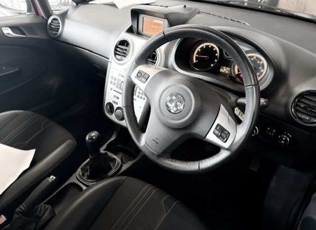
								2012 VAUXHALL CORSA VVT ACTIVE 3 DOOR HATCH IN RED, full									